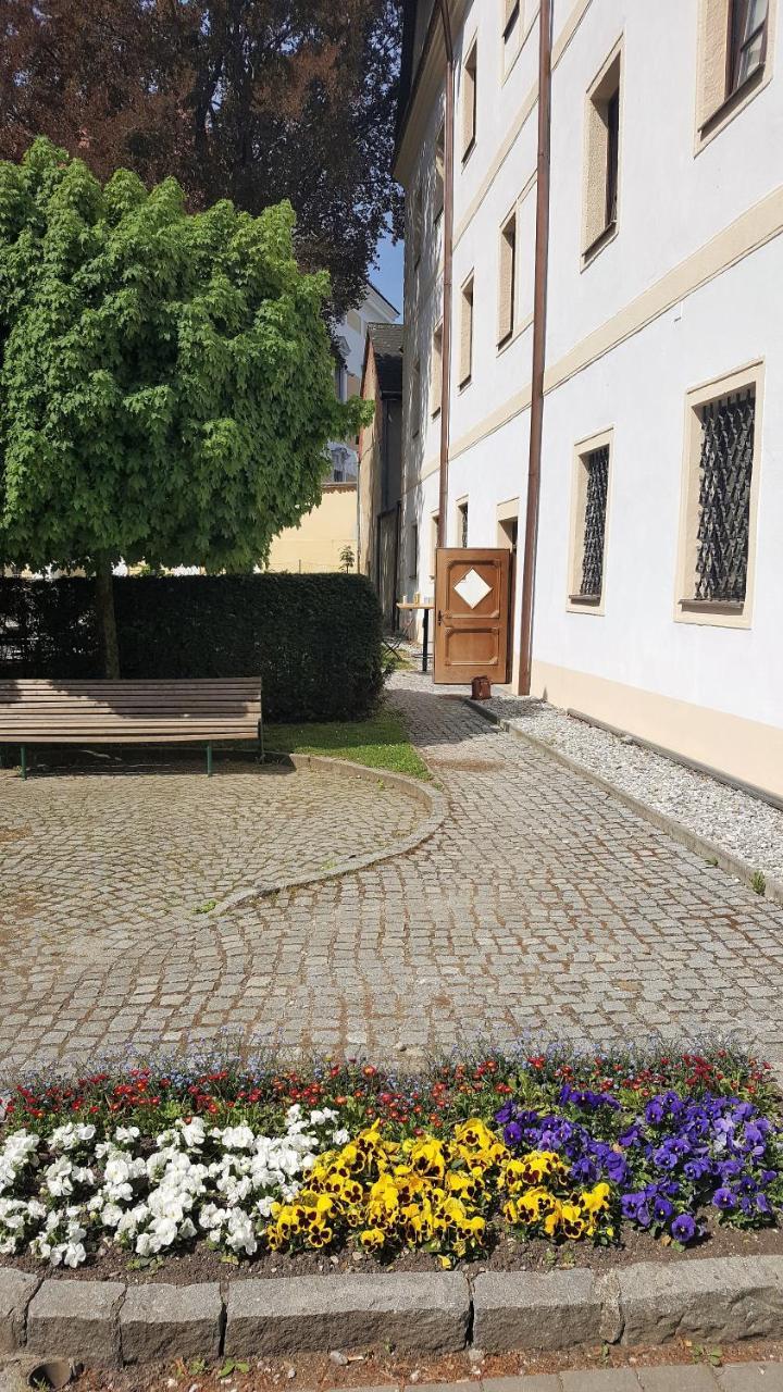 Stiftshotel Garsten Steyr Bagian luar foto